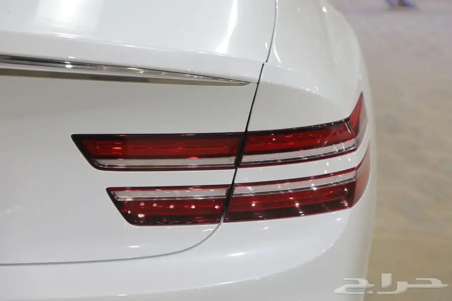 جينيسس G80 بريستيج بانوراما جلد اربعة سلندر موديل 2025 6