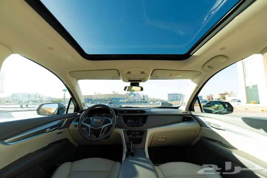 كاديلاك XT5 V6 2020 اسود خليجي 6