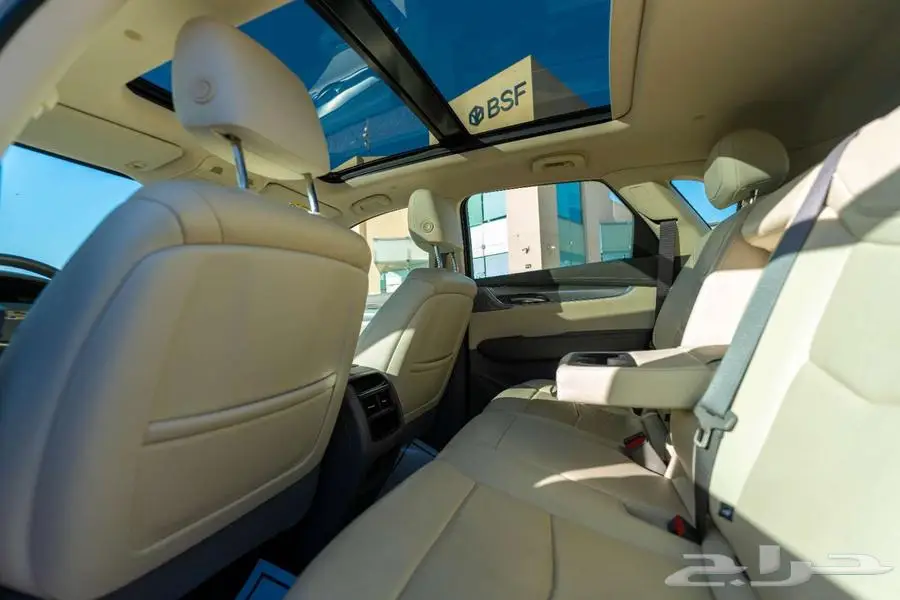 كاديلاك XT5 V6 2020 اسود خليجي 9