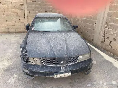 ميتسوبيشي ماجنا 2003 1