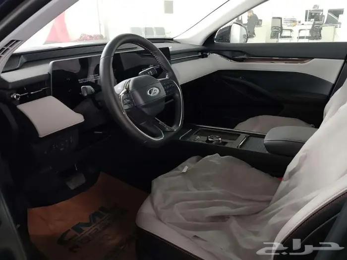 فورد تورس تيتانيوم موديل 2025 متوفر جميع الفئات 4