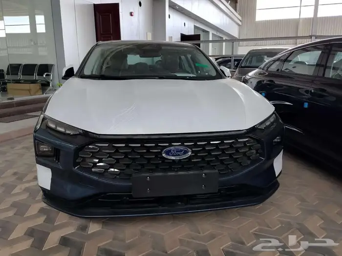 فورد تورس تيتانيوم موديل 2025 متوفر جميع الفئات 1