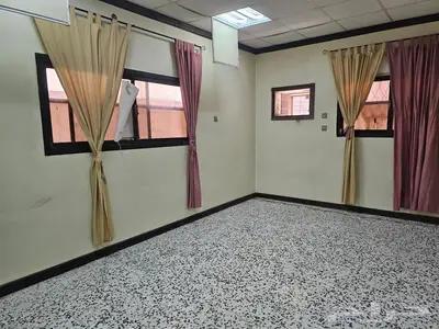 للبيع بيت في الهفوف حي البصيرة 12
