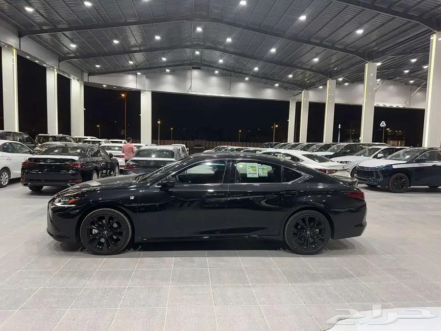 لكزس ES 350 F_SPORT موديل 2025 - خليجي 14