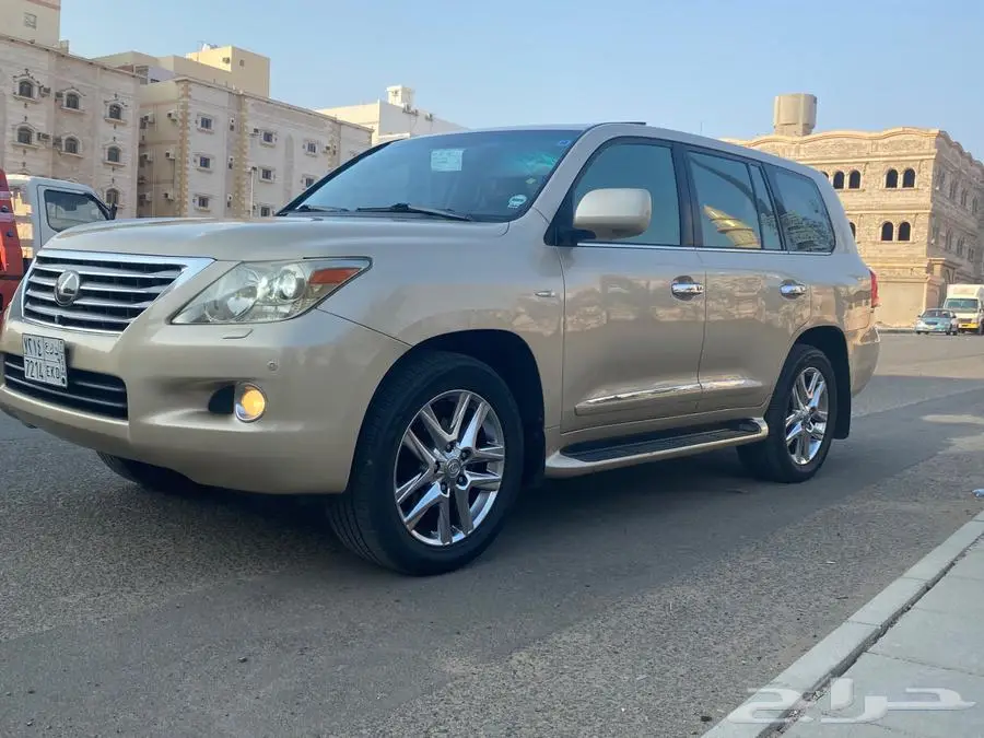 لكزس ال اكس570 14