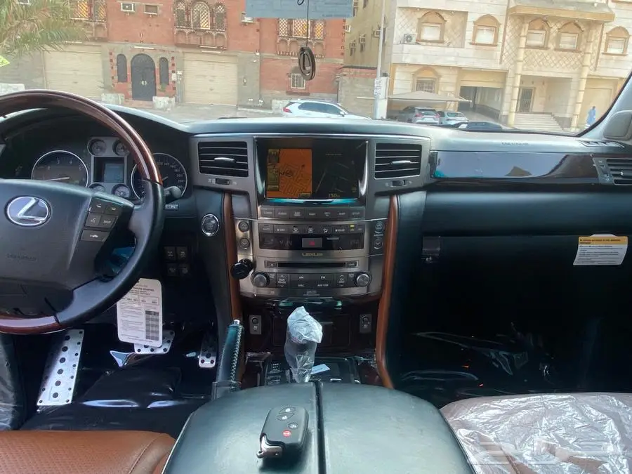 لكزس ال اكس570 1