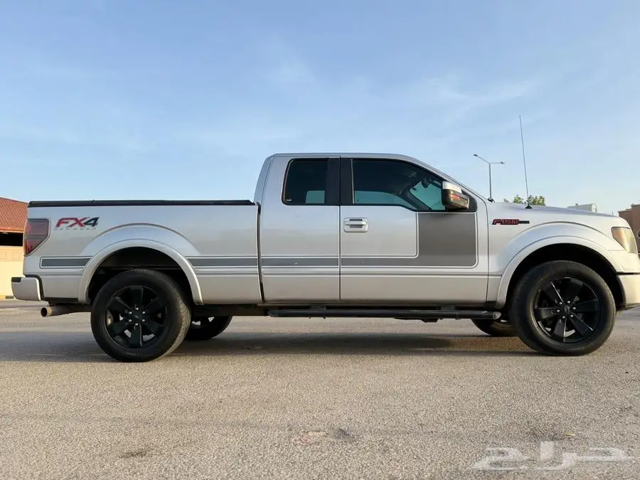 فورد F150 فئة FX4 مكينة رابتر 33