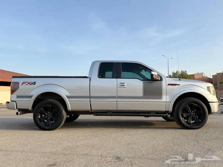 فورد F150 فئة FX4 مكينة رابتر 16