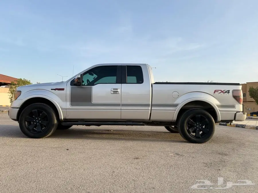 فورد F150 فئة FX4 مكينة رابتر 21
