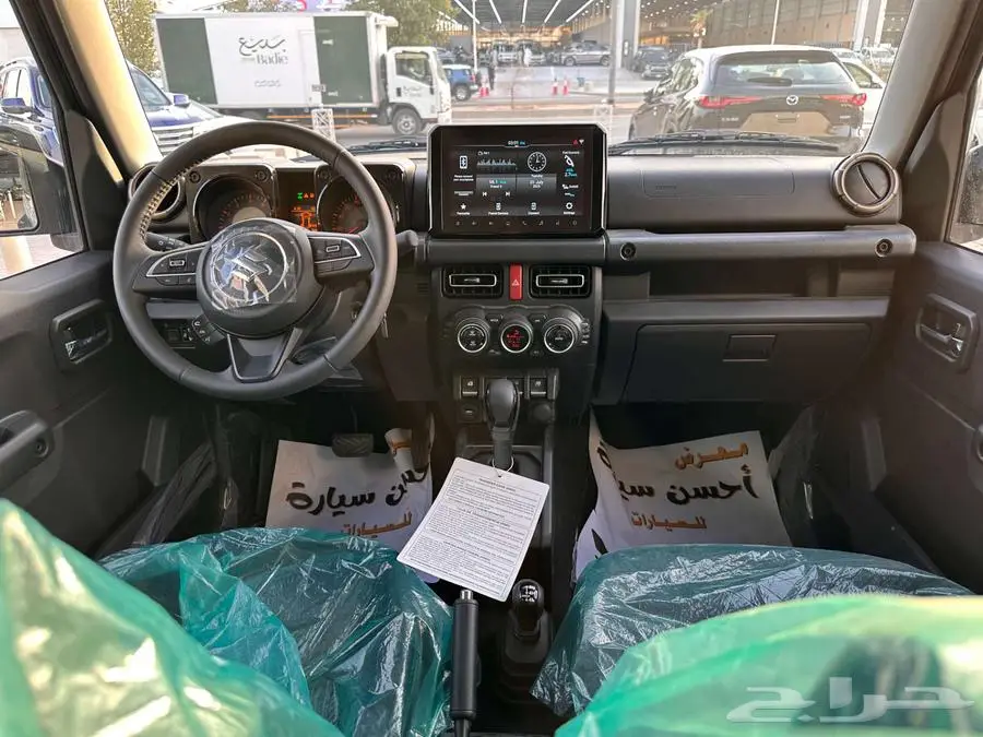 سوزوكي جمني 2025 5