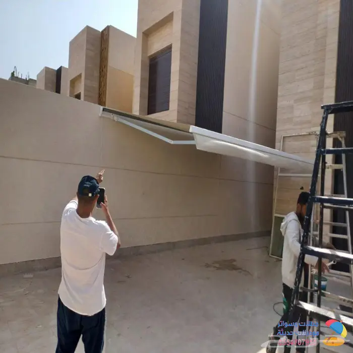 مظلات كهربائية متحركة مودرن حديثة للسيارات والمطاعم والمقاهي 12