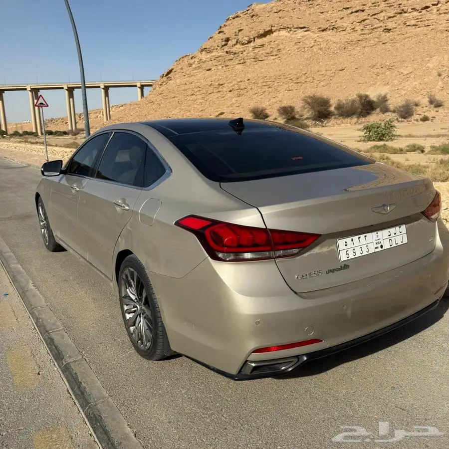 للبيع جنسس 2016 فئة برستيج نظيييف 8