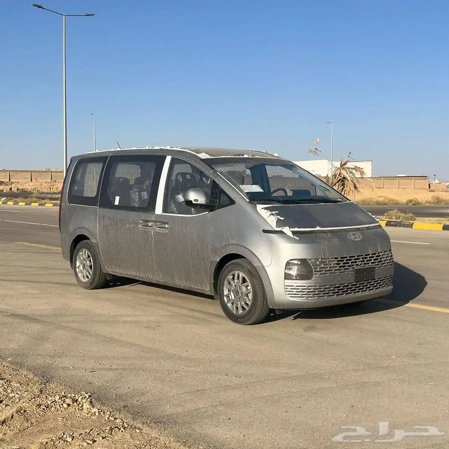 هيونداي ستاريا 2025 0