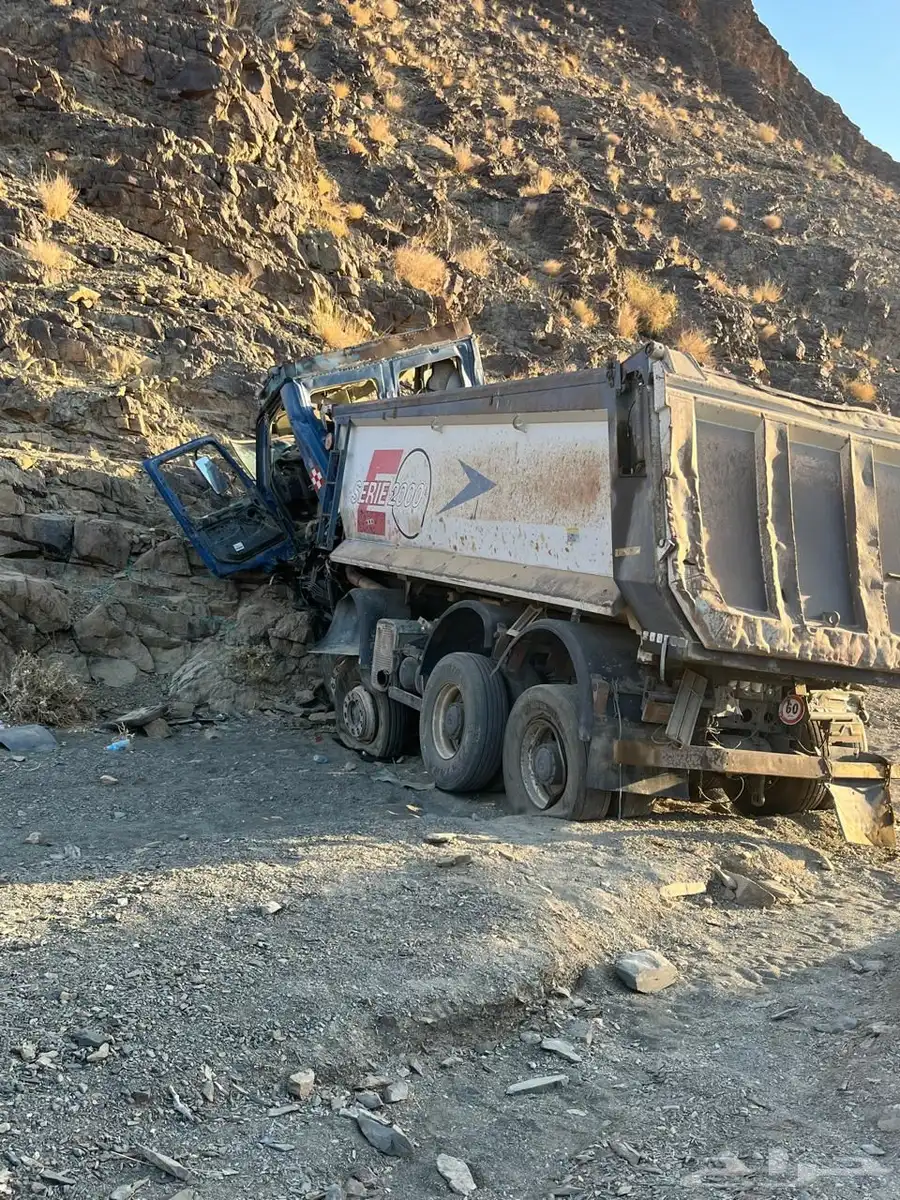 للبيع تشليح .. التواصل على رقم الجوال 0