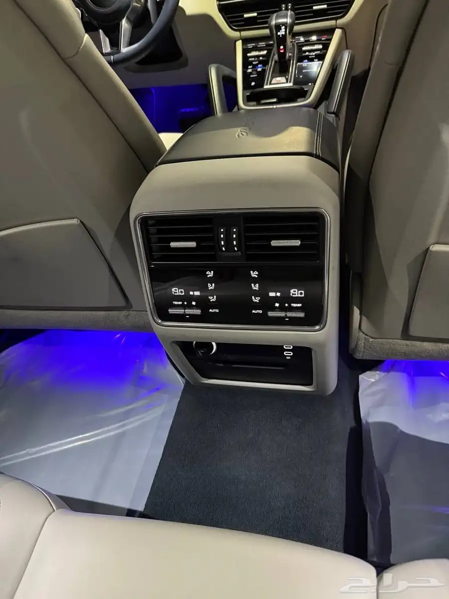Cayenne Platinum Edition 2023 23