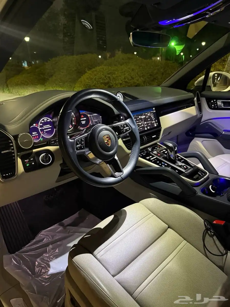 Cayenne Platinum Edition 2023 15