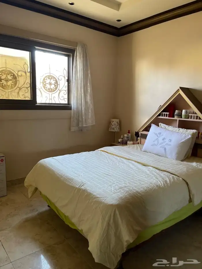 سرير اطفال 0