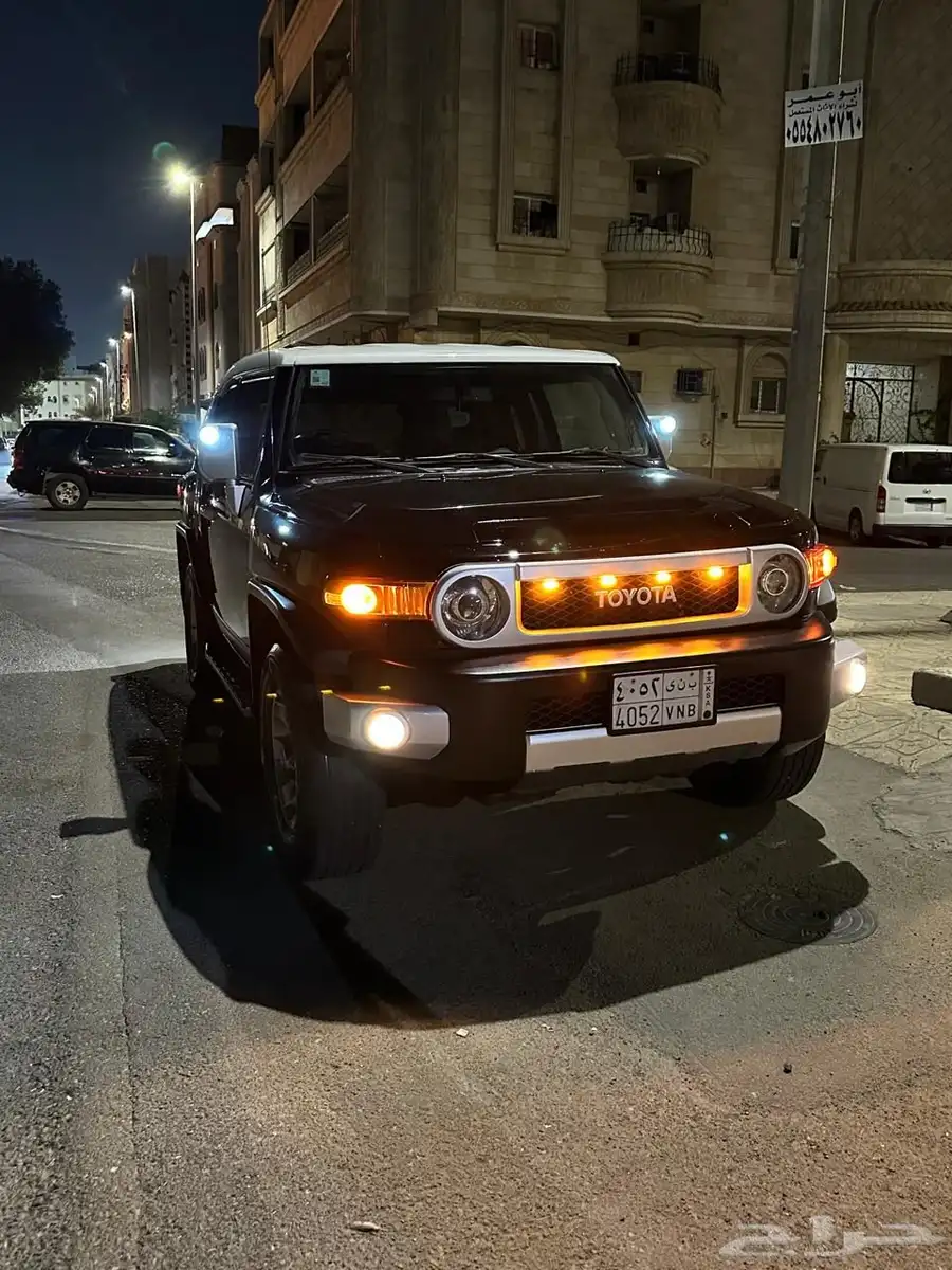 تايوتا اف جي 2012 2