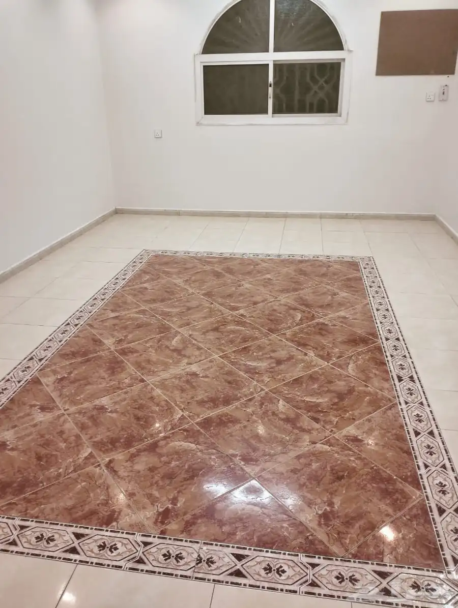 خمس غرف نظيفه للايجار حي الوزيريه 0