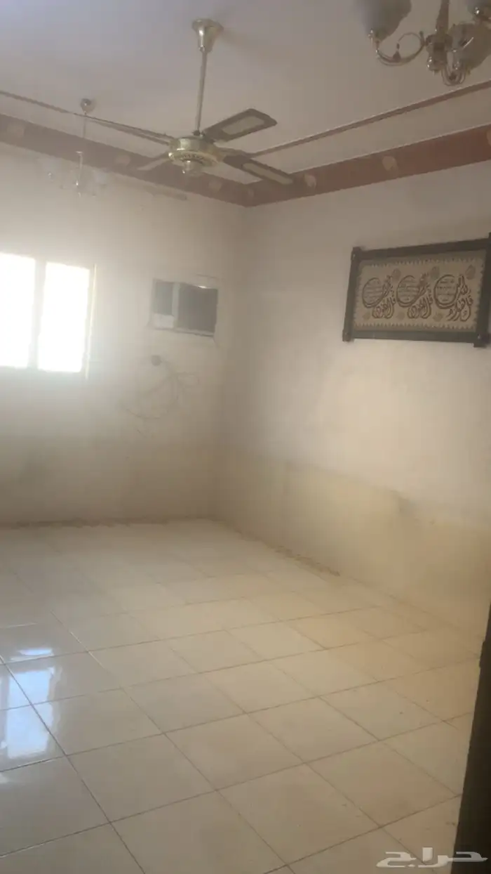 شقة عائلة للإيجار في حي النسيم الغربي 7