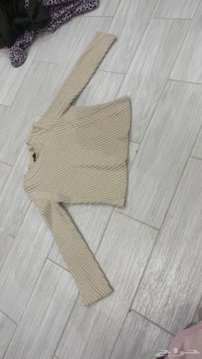 ملابس 28