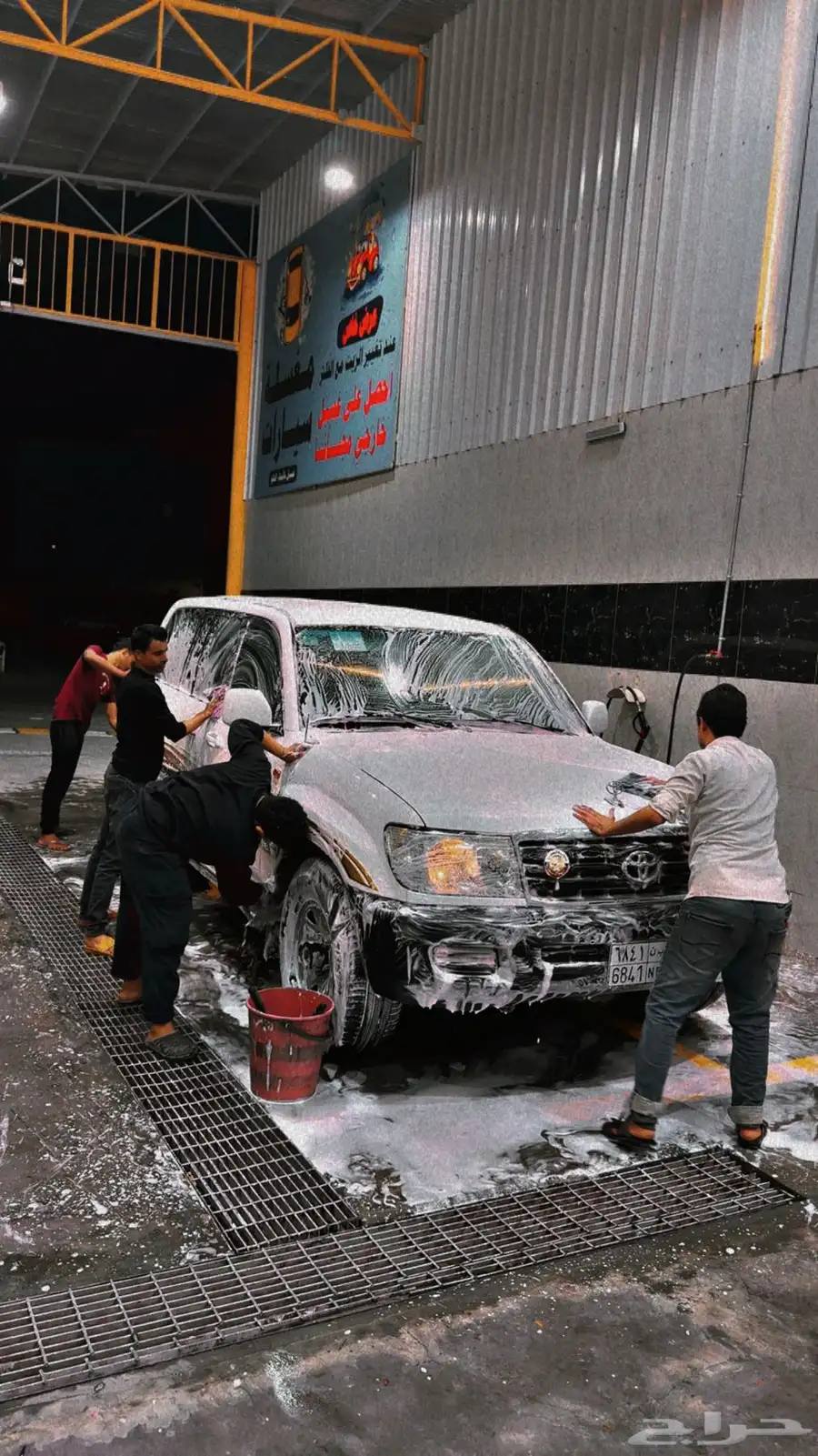 لاندكروزر GXR 3