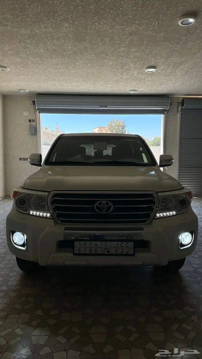 صالون 13 مخزن ماشي 70 الف شرط 3