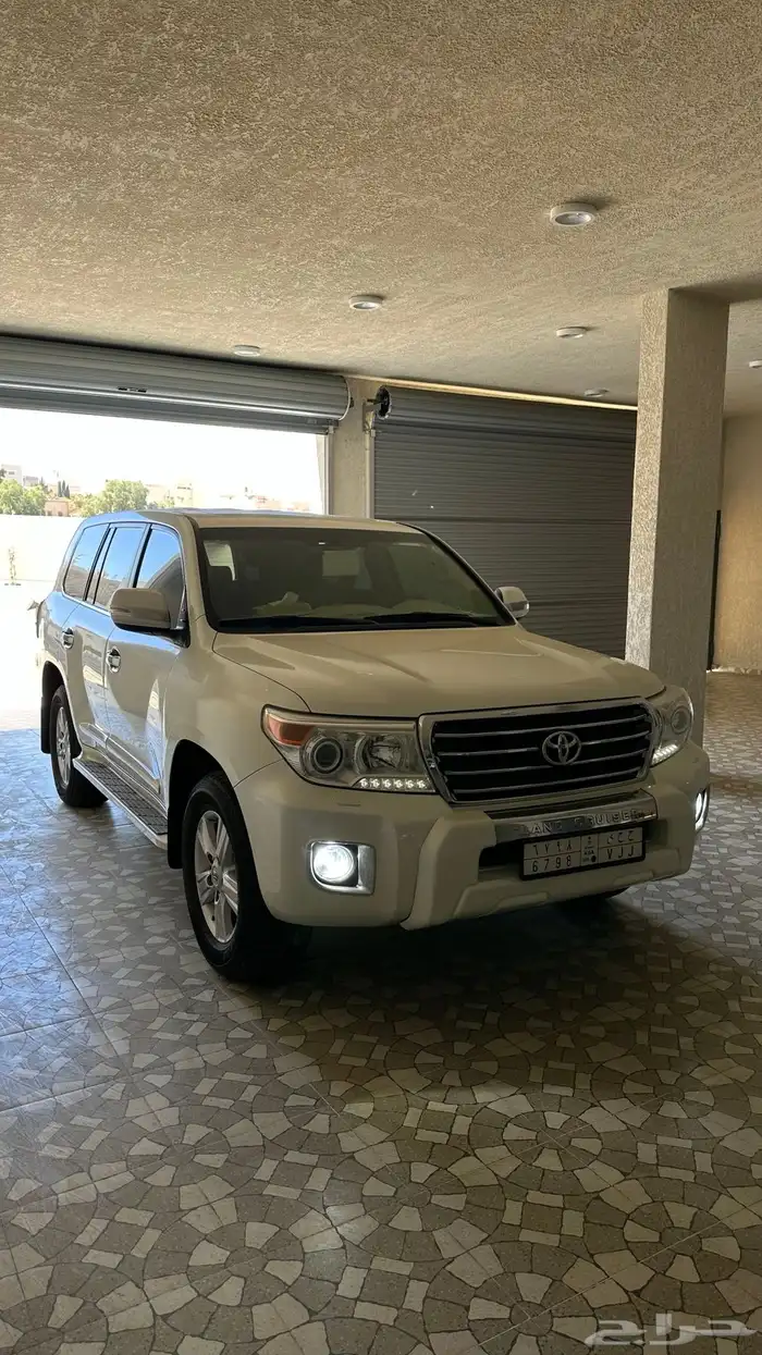 صالون 13 مخزن ماشي 70 الف شرط 2