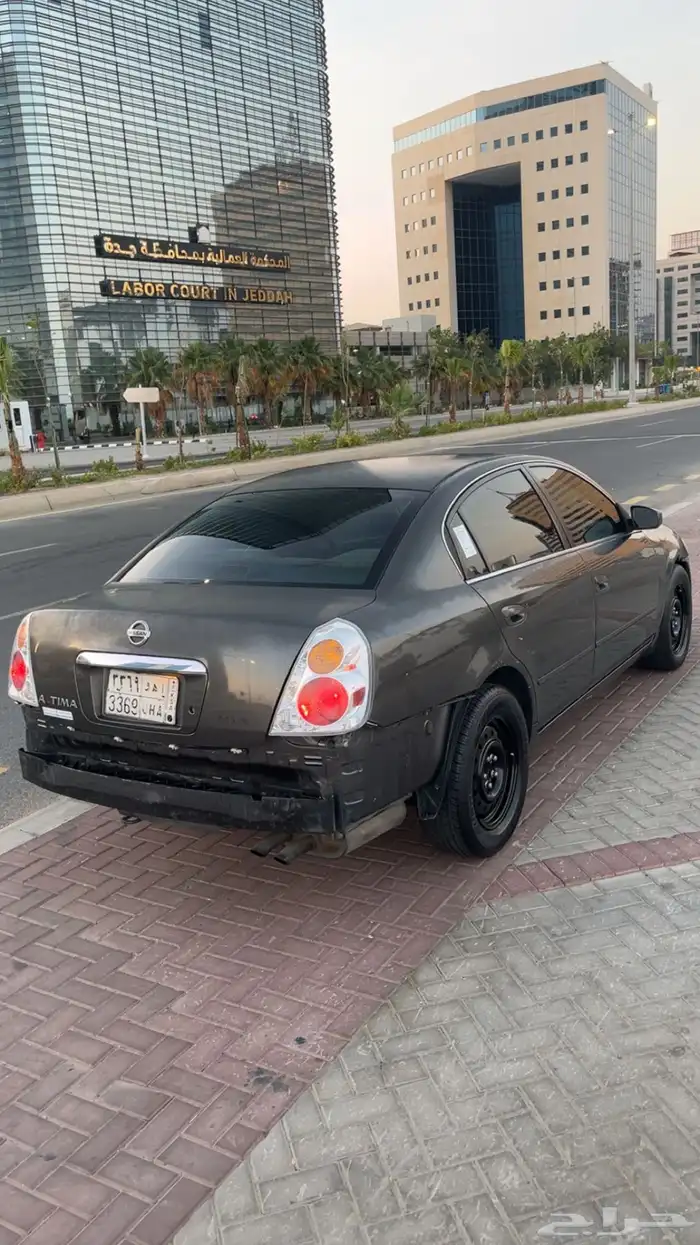 نيسان التيما 3