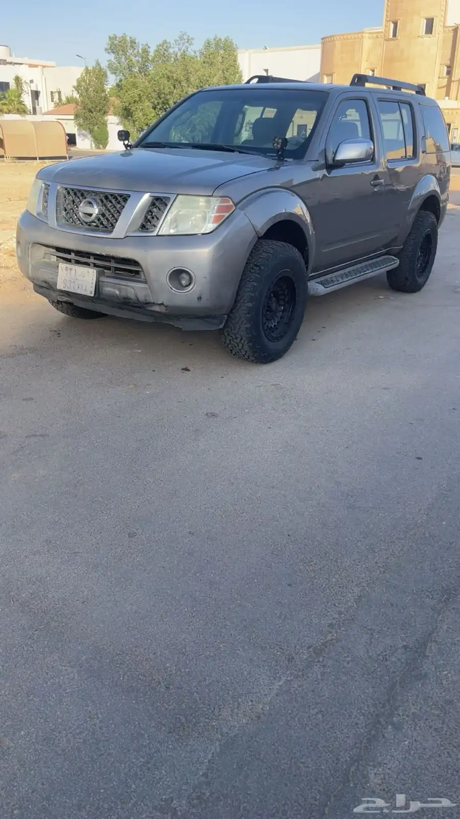 نيسان 0