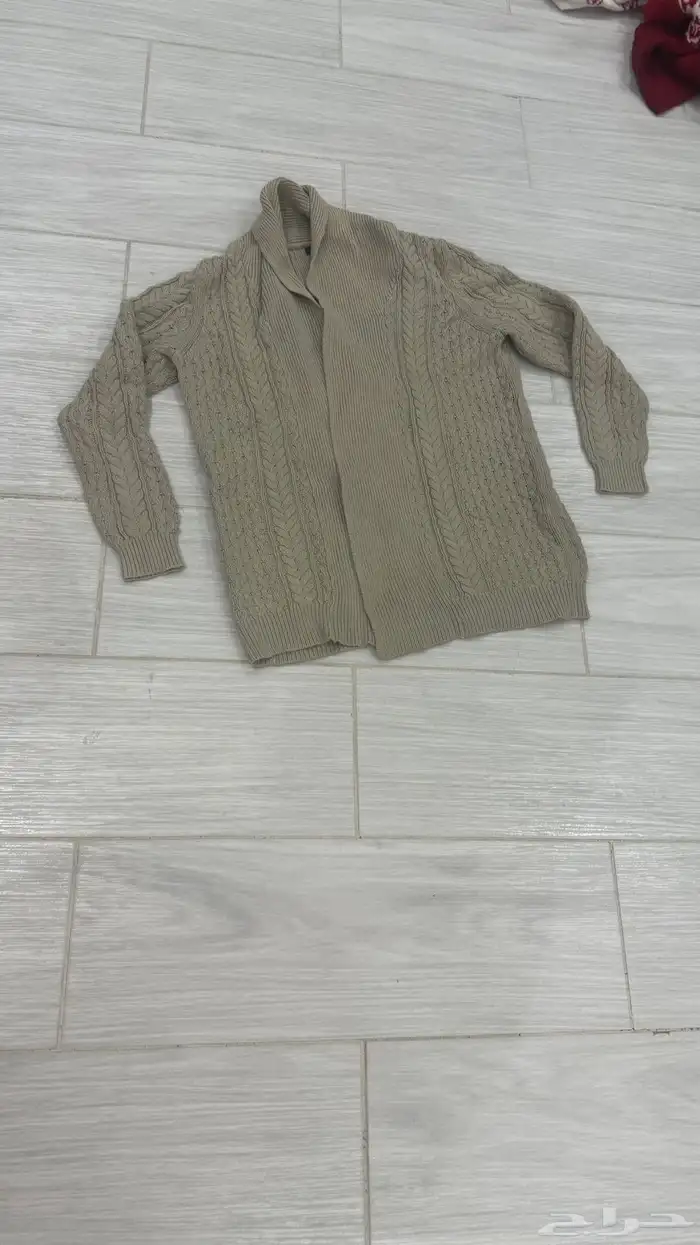 ملابس 18
