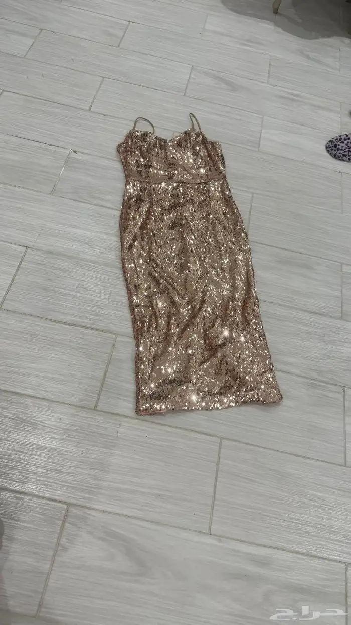 ملابس 23