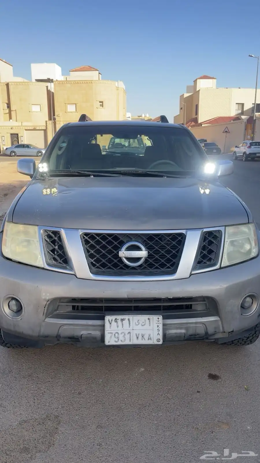نيسان 12