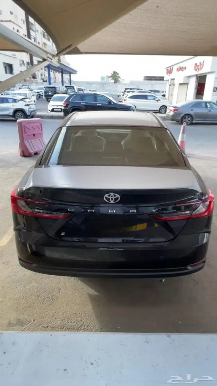كامري 2025 اسود استاندر 1