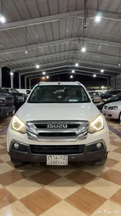 ايسوزو MUX 2020 0
