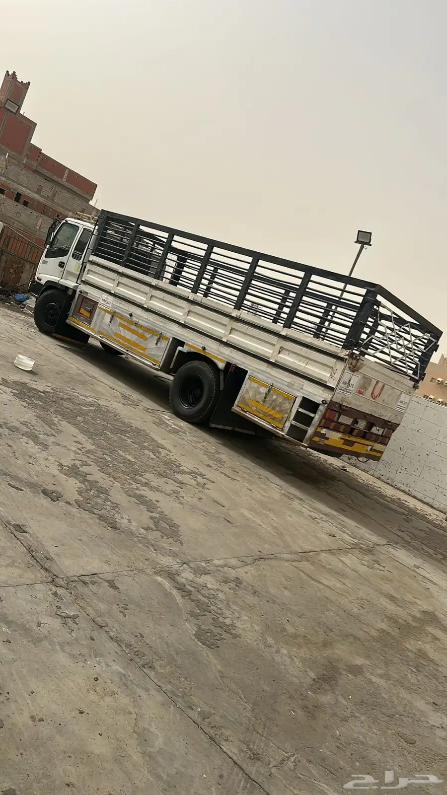 لوري 6متر ونص 0