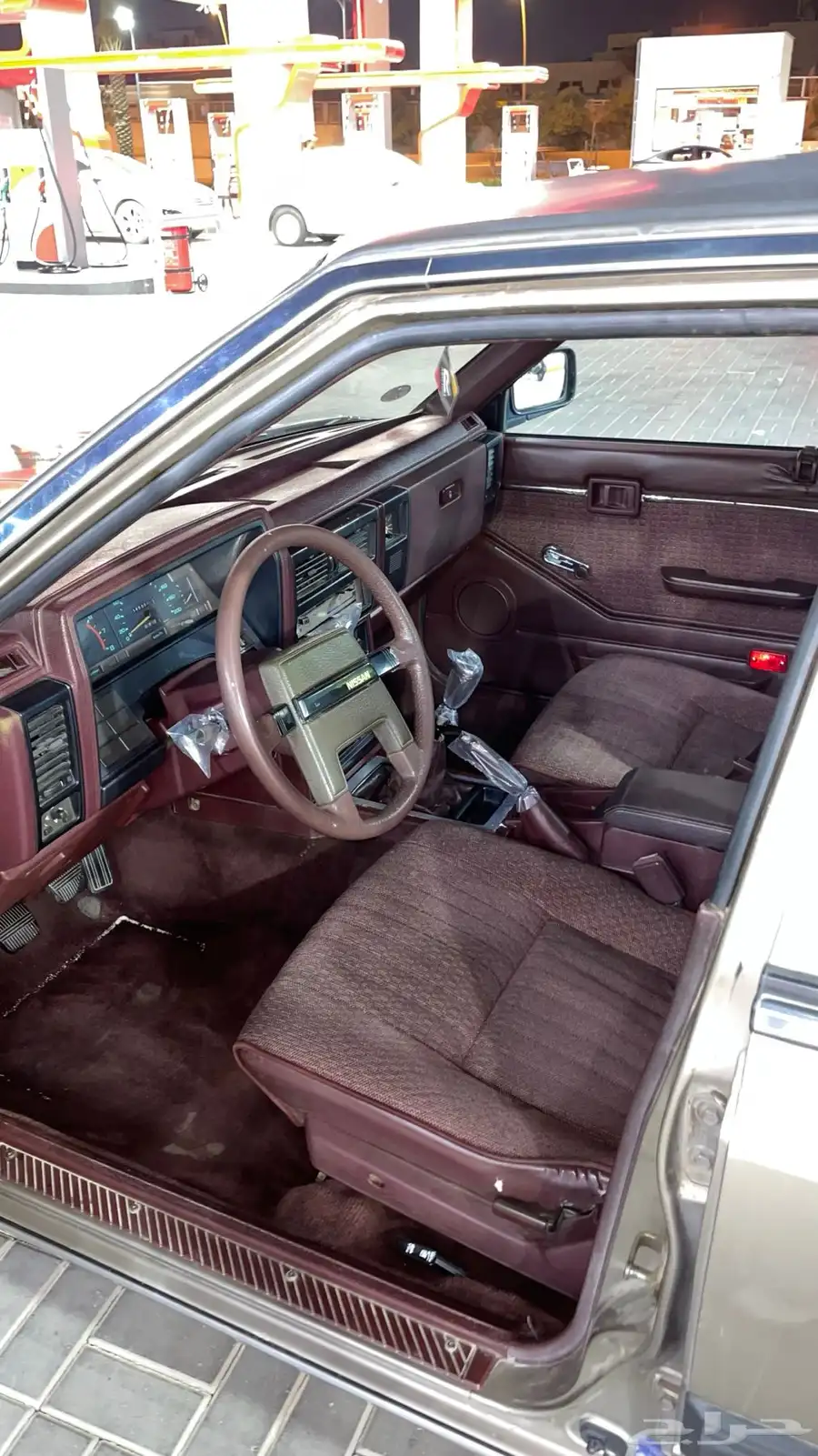 نيسان لوريل ميتين ال 200L 1985 وكاله مخزن كلاسيك 12