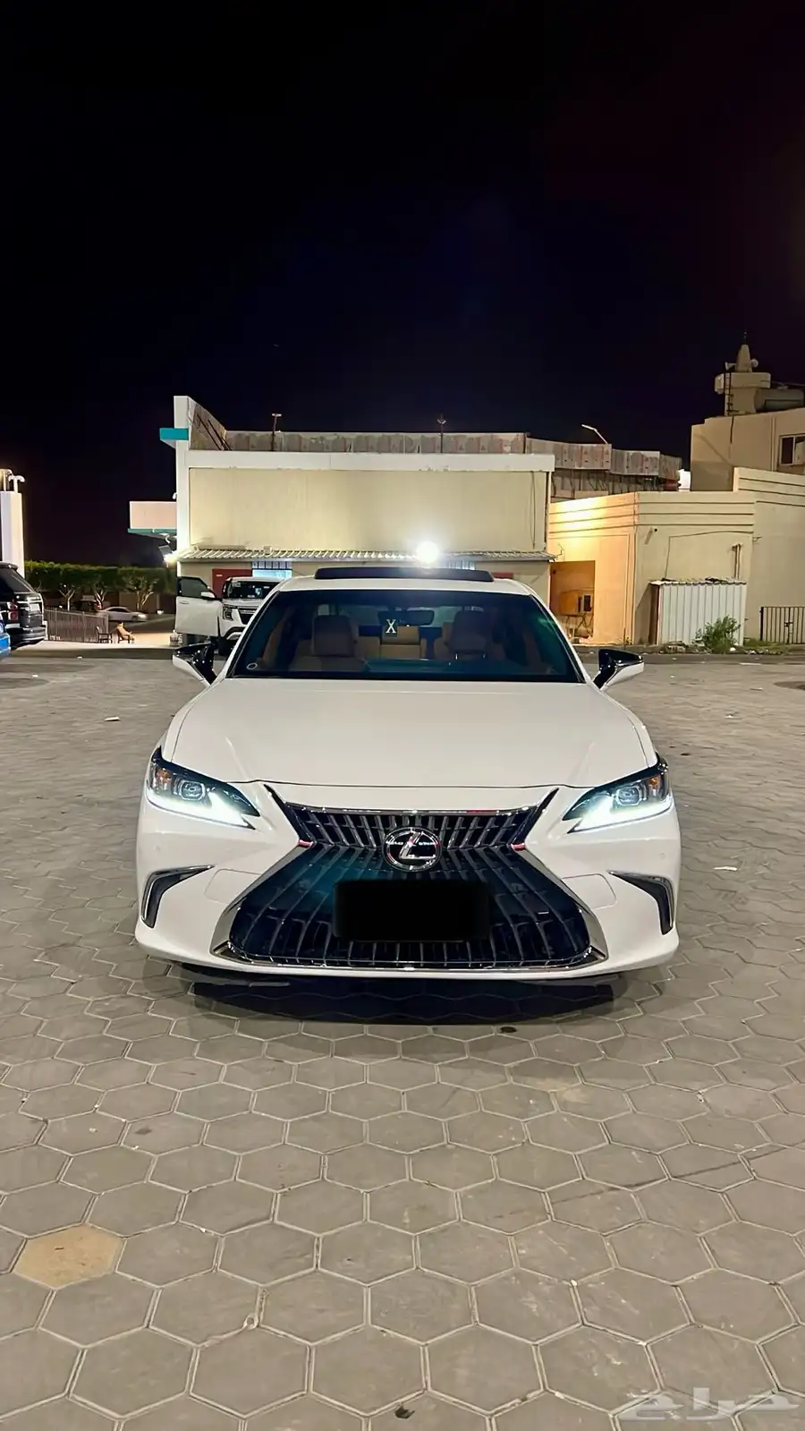 لكزس ES300h - 2024 2