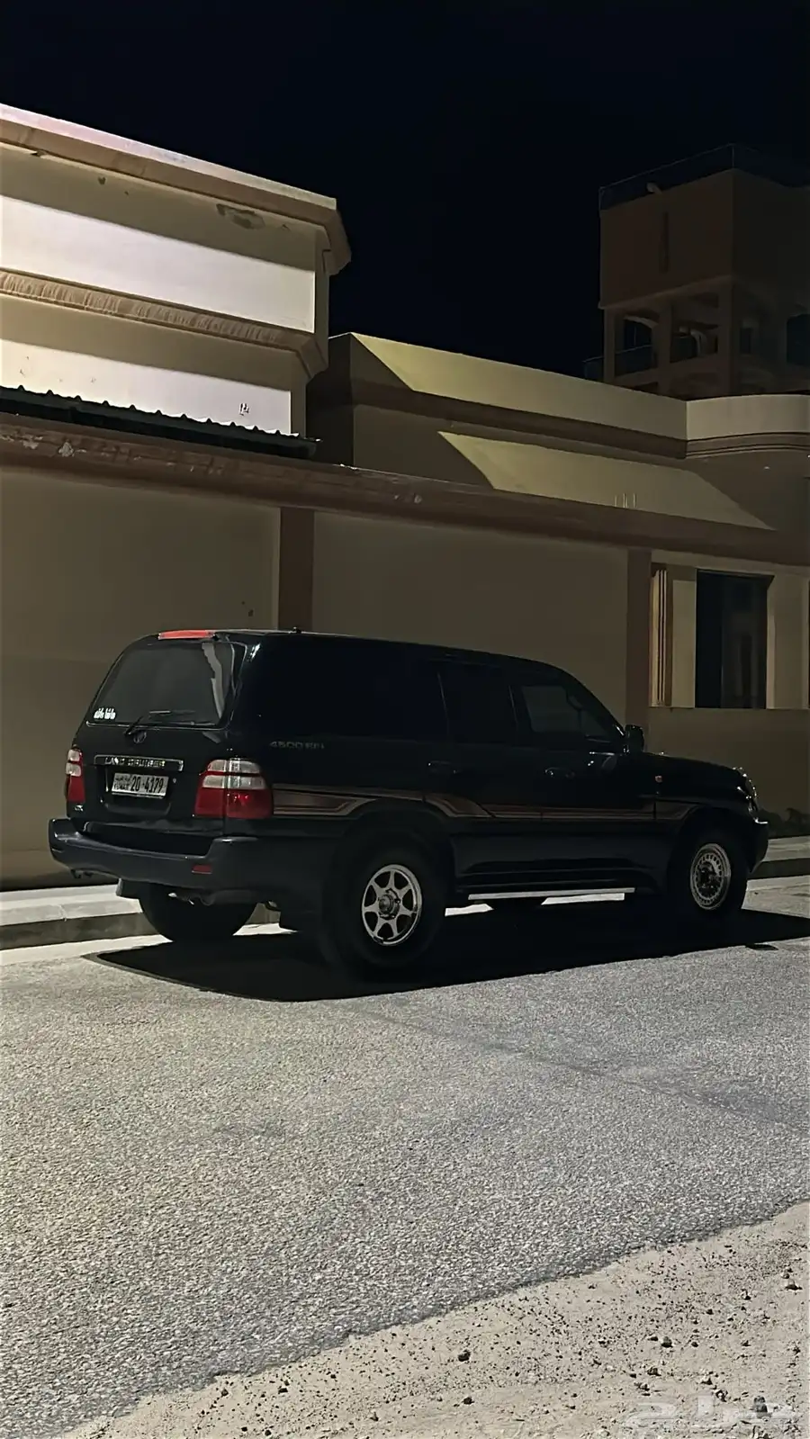 للبيع جنوط 2دراهم مقاس 16 وثنين انكي 7ريش مقاس 16 0