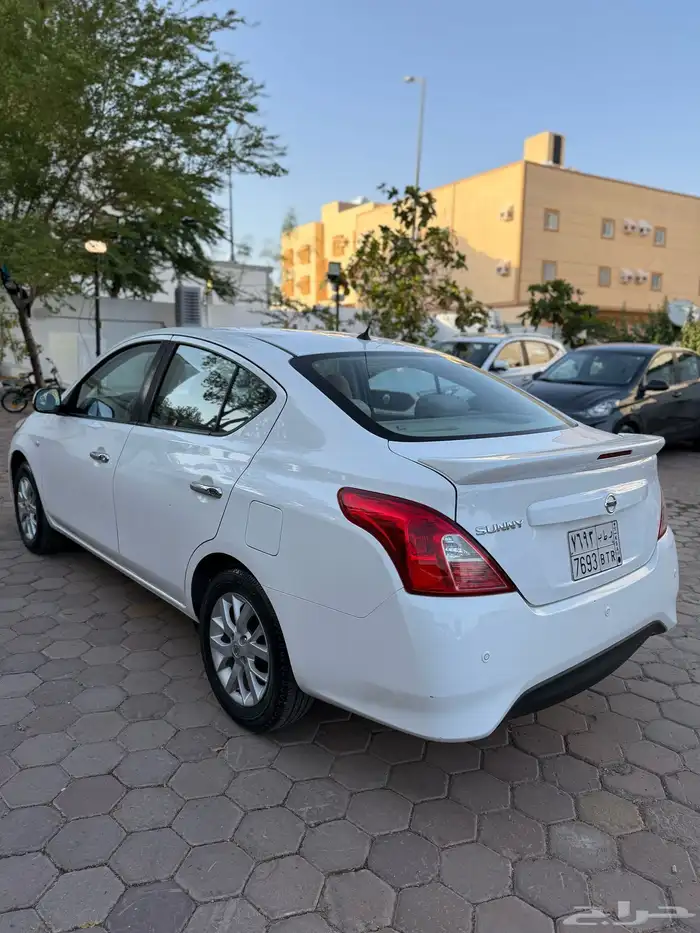 نيسان صني موديل 2023 4