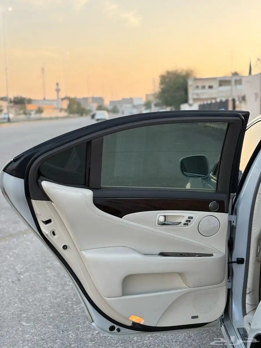 لكزس ls 460 5