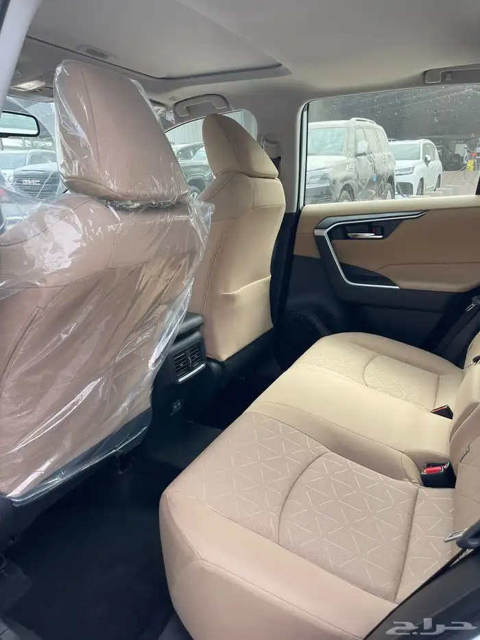 راف فور 2025 XLE فل كامل مكينه 2.5 بريمي 9