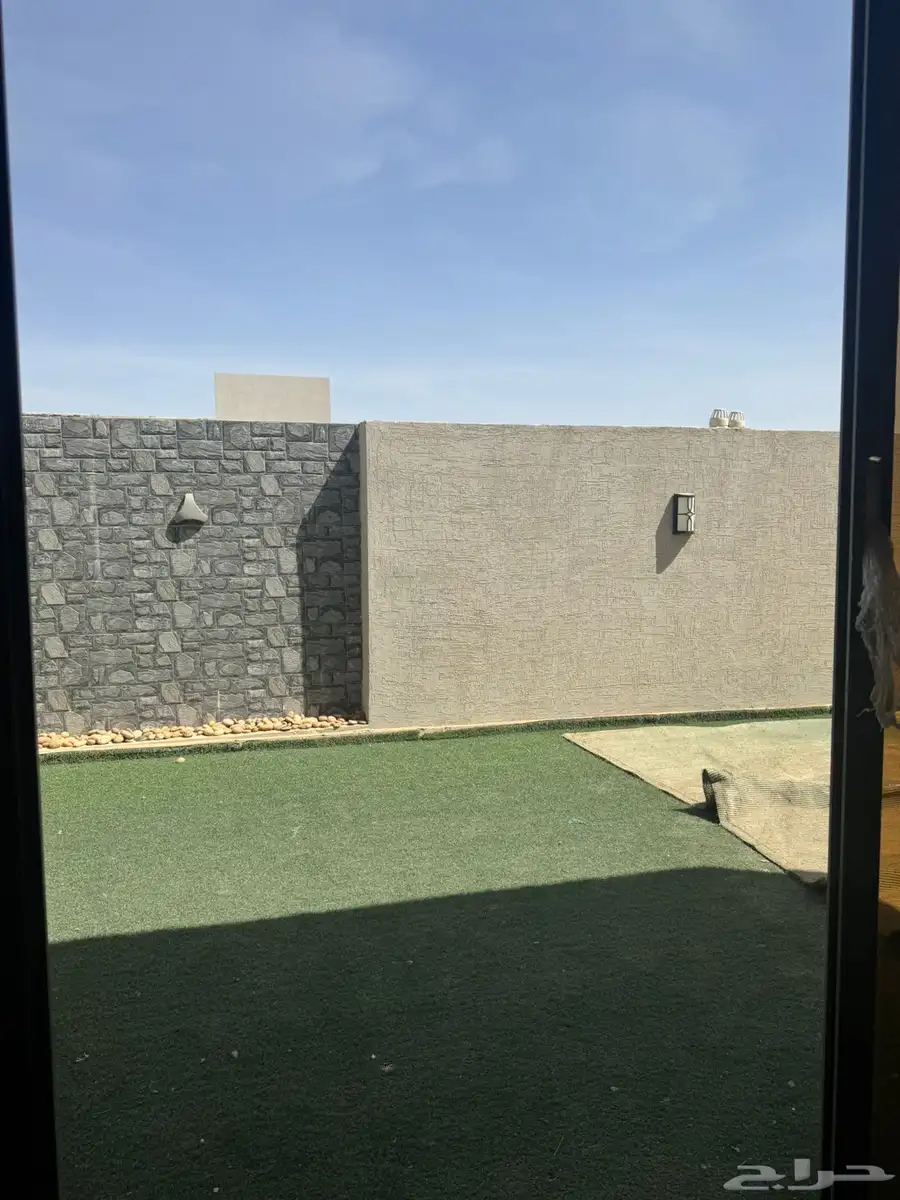 للايجار فيلا بحي النرجس 15