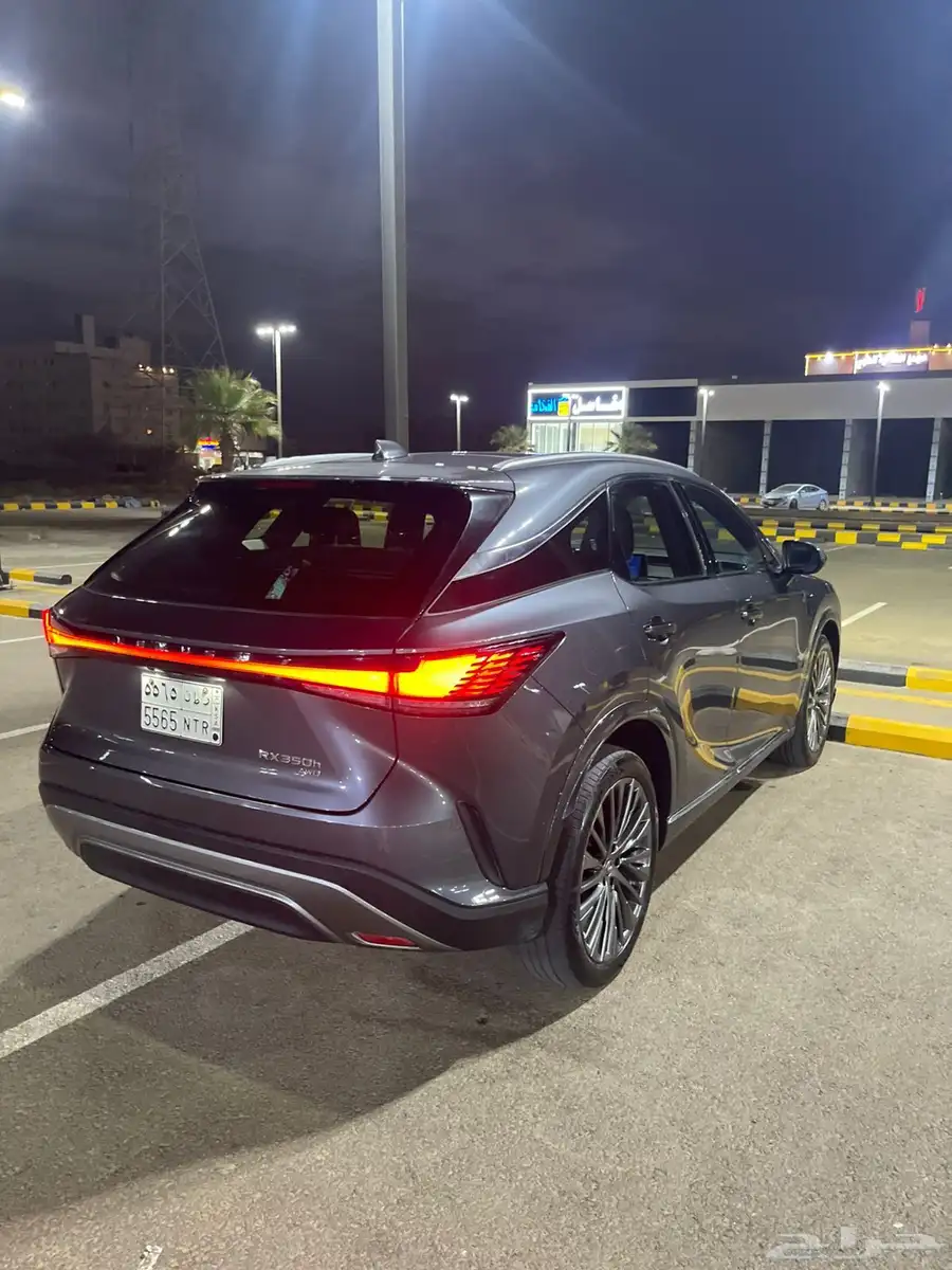 لكزس RX350h CH Hybrid Executive 2023 0