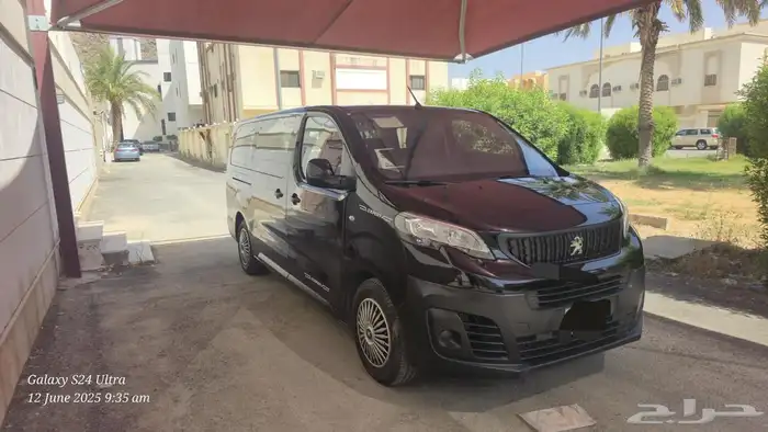 بيجو اكسبيرت2023 اسود نظيف ( للمستخدم ) 1