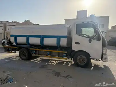 وايت دينا تويوتا 2015 0