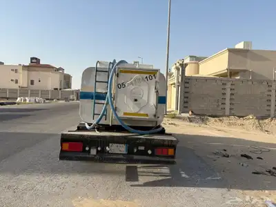 وايت دينا تويوتا 2015 3