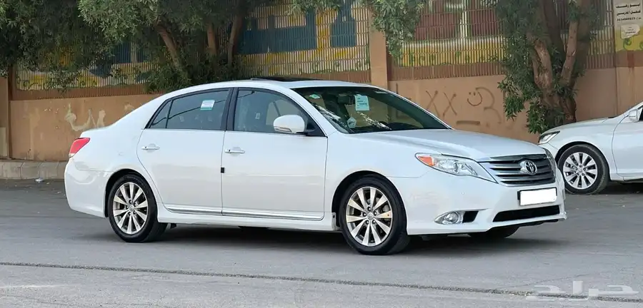 تويوتا افالون 2011 1