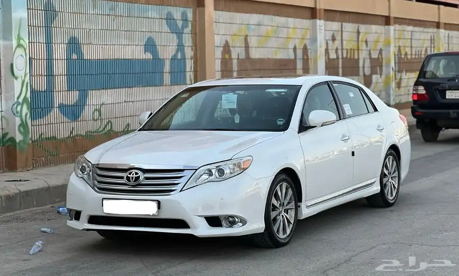 تويوتا افالون 2011 19