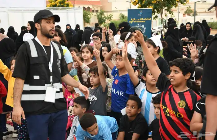 مقدم حفل مهرجين شخصيات فرقه اطفال مجك عملاق سماعات الات تسا 9